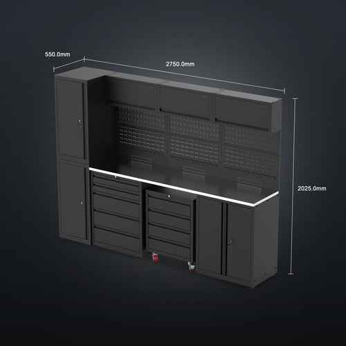 IVON garageinredning i utförande "Small". Svart kulör med rostfri bänkskiva. Med verktygstavla och överskåp.