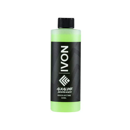 IVON Alkaline Degreaser 500ml på vit bakgrund, som visar flaskan med tydlig etikett och design.