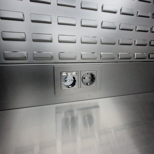 IVON Built-in electrical socket - Black Series