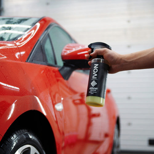 IVON CERAMIC COATING Keramiskt Spraylackskydd 500ml – en supereffektiv lackförsegling som ger oöverträffad glans och vattenavrinning.
