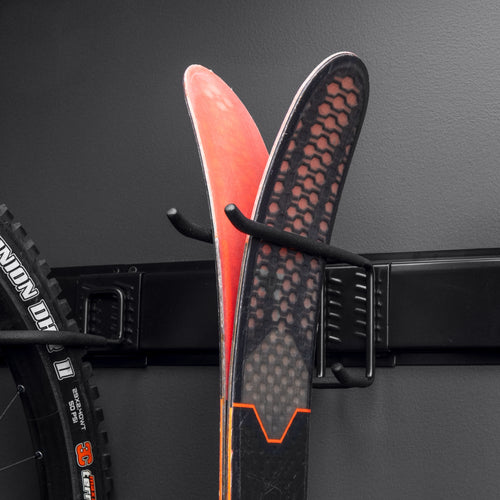 IVON Rail - Vägghängd Skidhållare